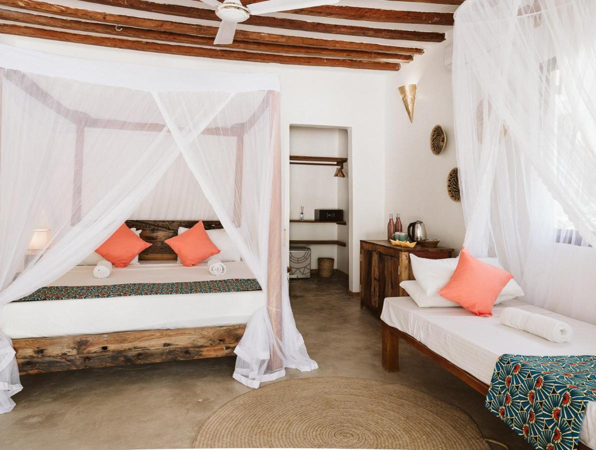 Hotel Joy Of Zanzibar à Michamvi Extérieur photo